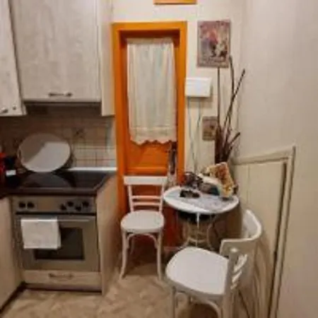 Katerina's House - Hilton Area Appartement