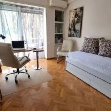 Katerina's House - Hilton Area Appartement *